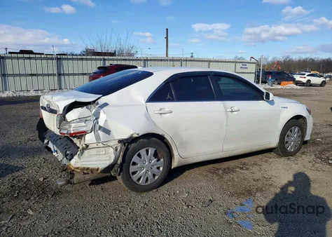 2011 Toyota Camry Hybrid from USA, damaged, VIN 4T1BB3EKXBU137436